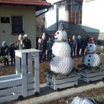 Ukrašavanje vlakića snjegovićima