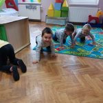 Djeca uživaju u aktivnostima s Macom Papučaricom - Vrtić Potočnica