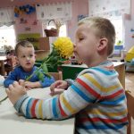 Djeca uživaju u aktivnostima s Macom Papučaricom - Vrtić Potočnica